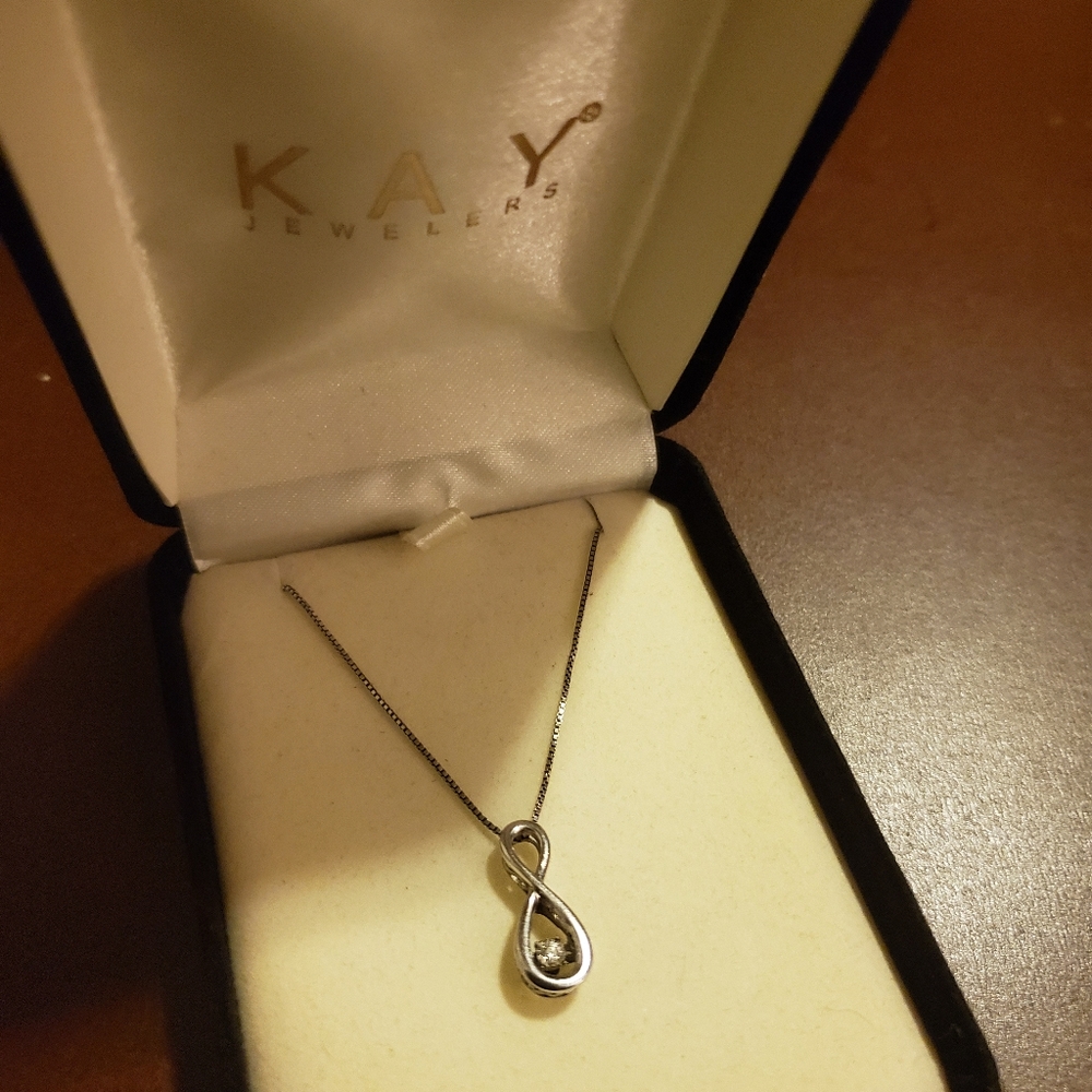 Kay Jewelers Infinity Necklace